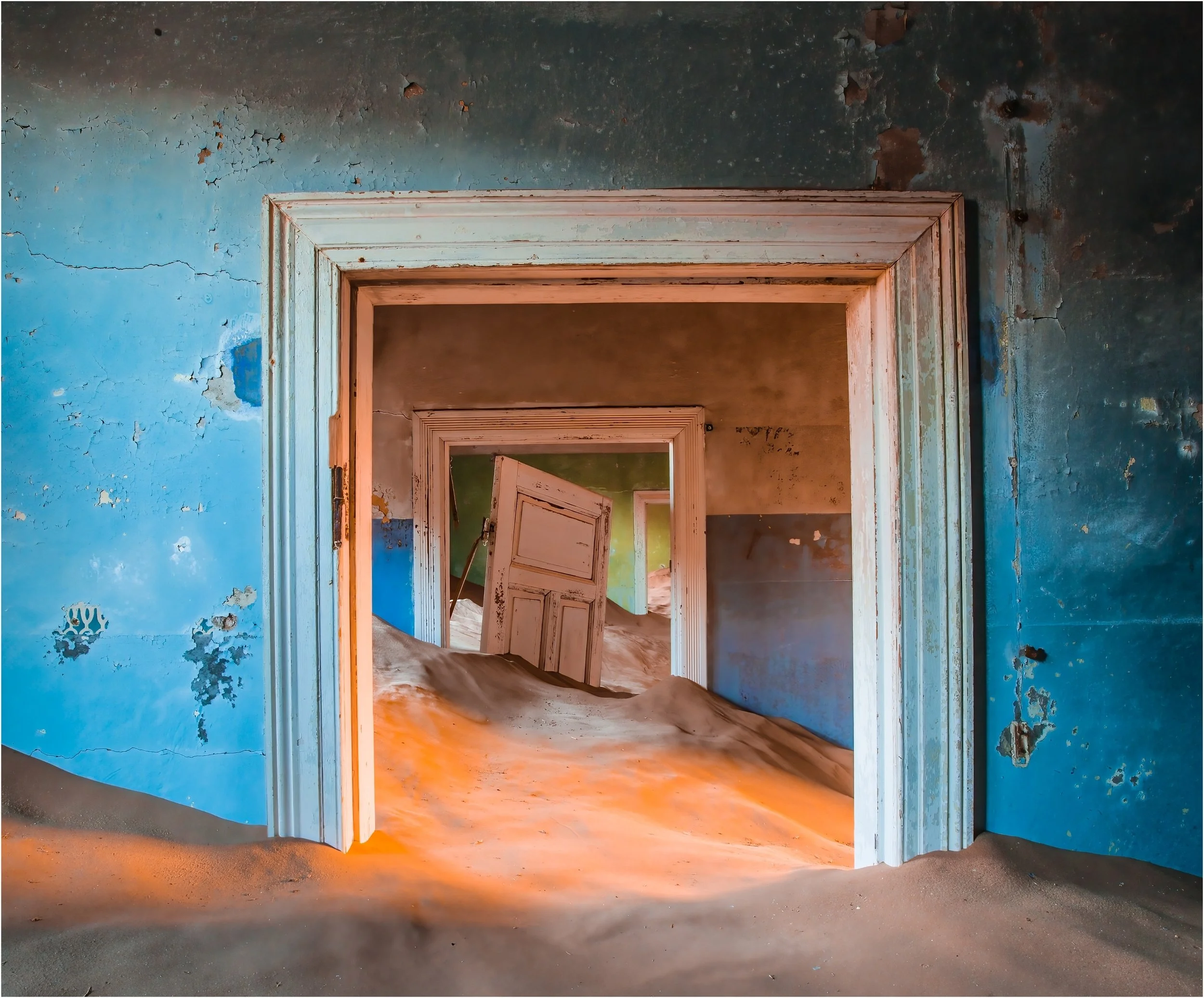 Robert Woodward - Sand Drift - 10 - Honour