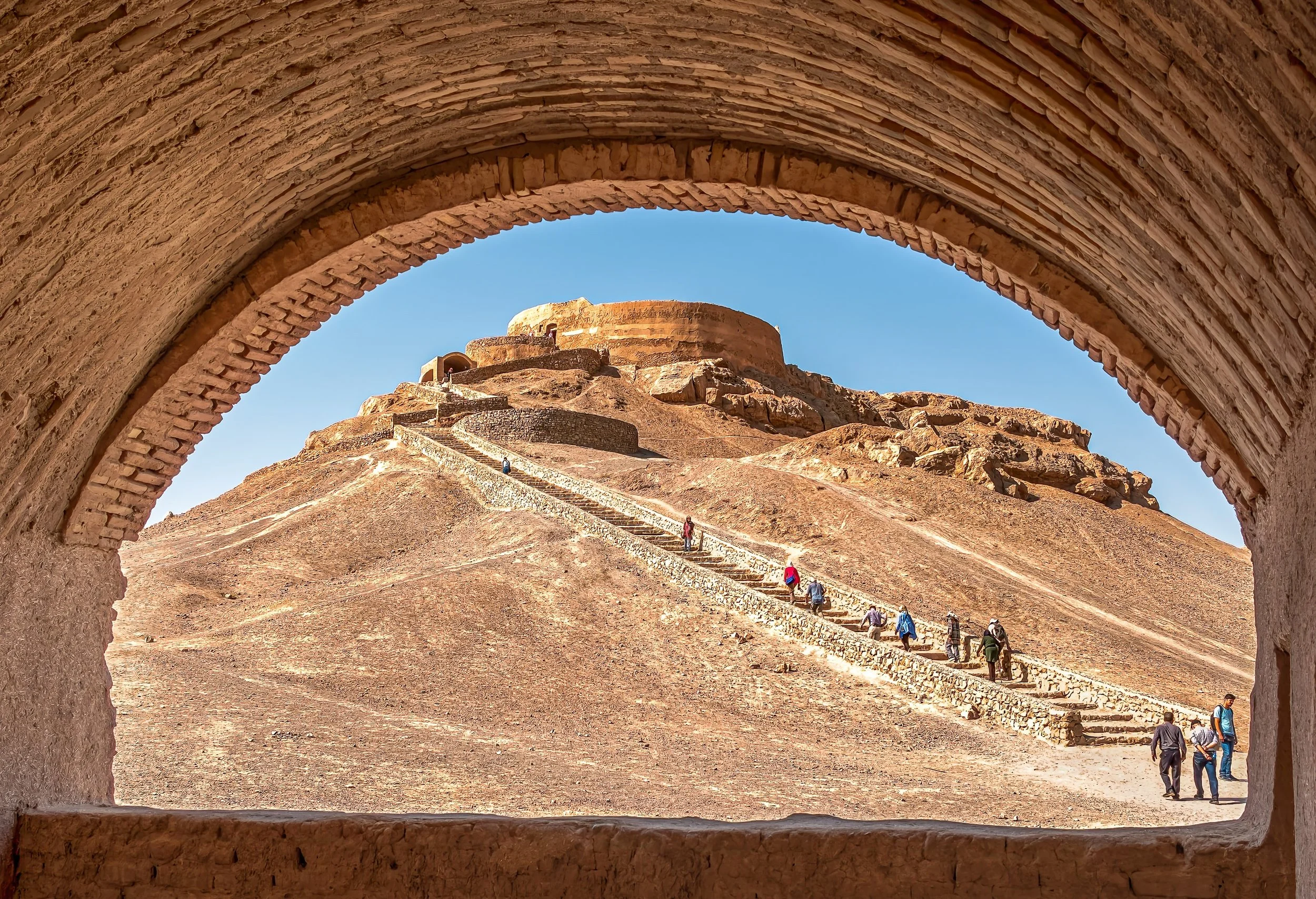Philip Hardy AAPS - Tower Of Silence - 10- Honour
