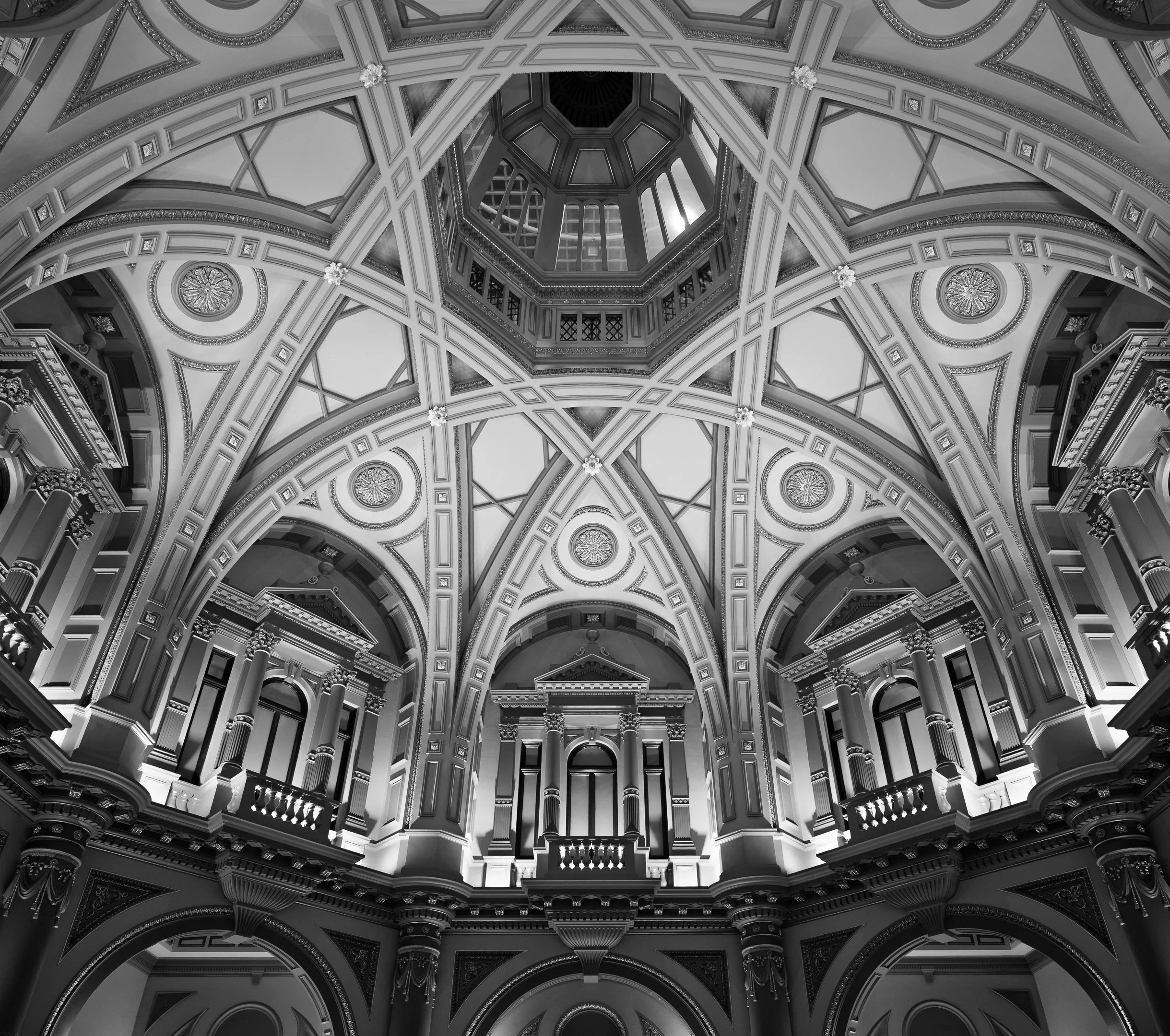 10~Robert Dettman, AFIAP AAPS CAPA_b~401 Collins~2026-02-17~Print - Mono.jpg