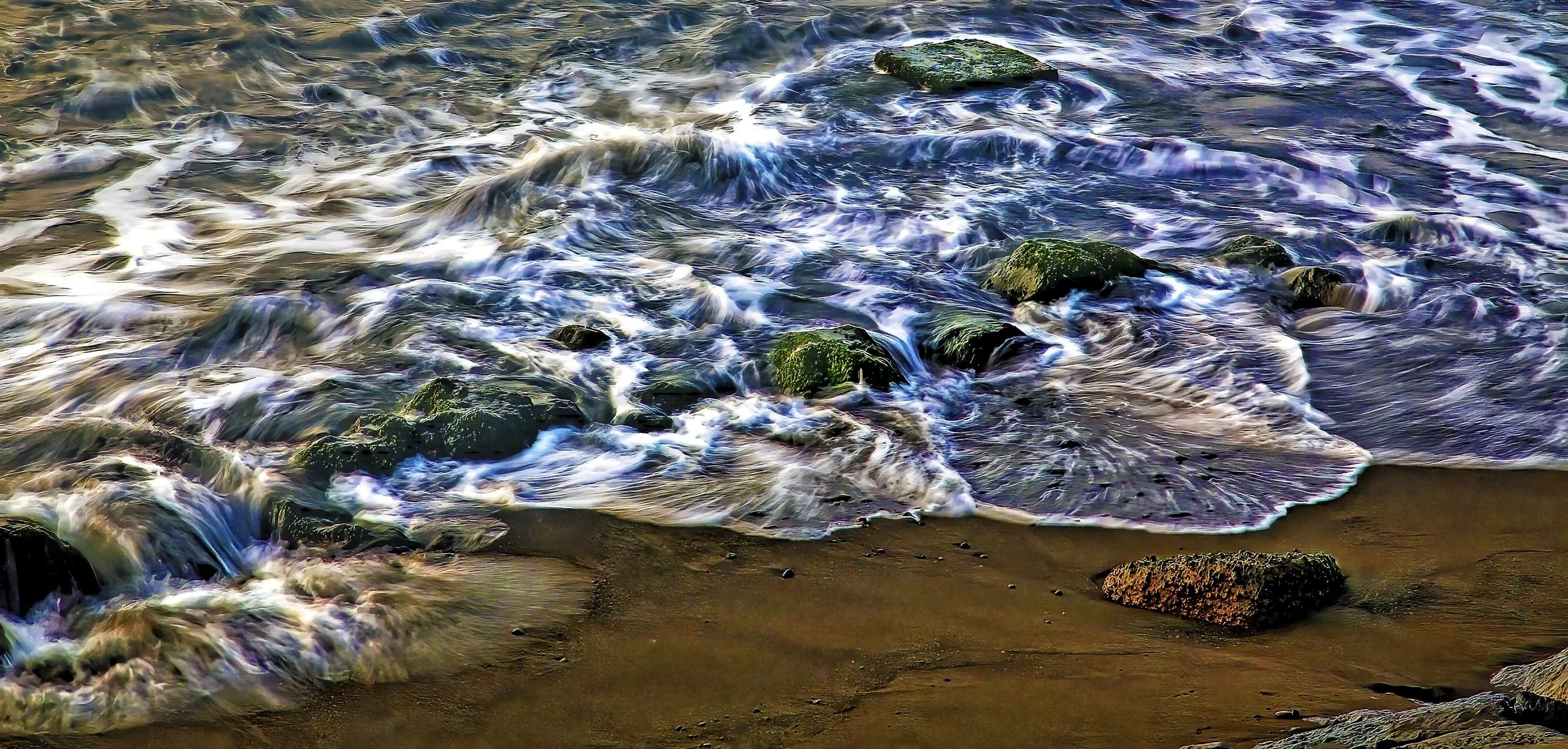 Terry Gooley EFIAP FAPS EPSA GPU CR-2 AIAAP-Incoming Tide-10 Honour