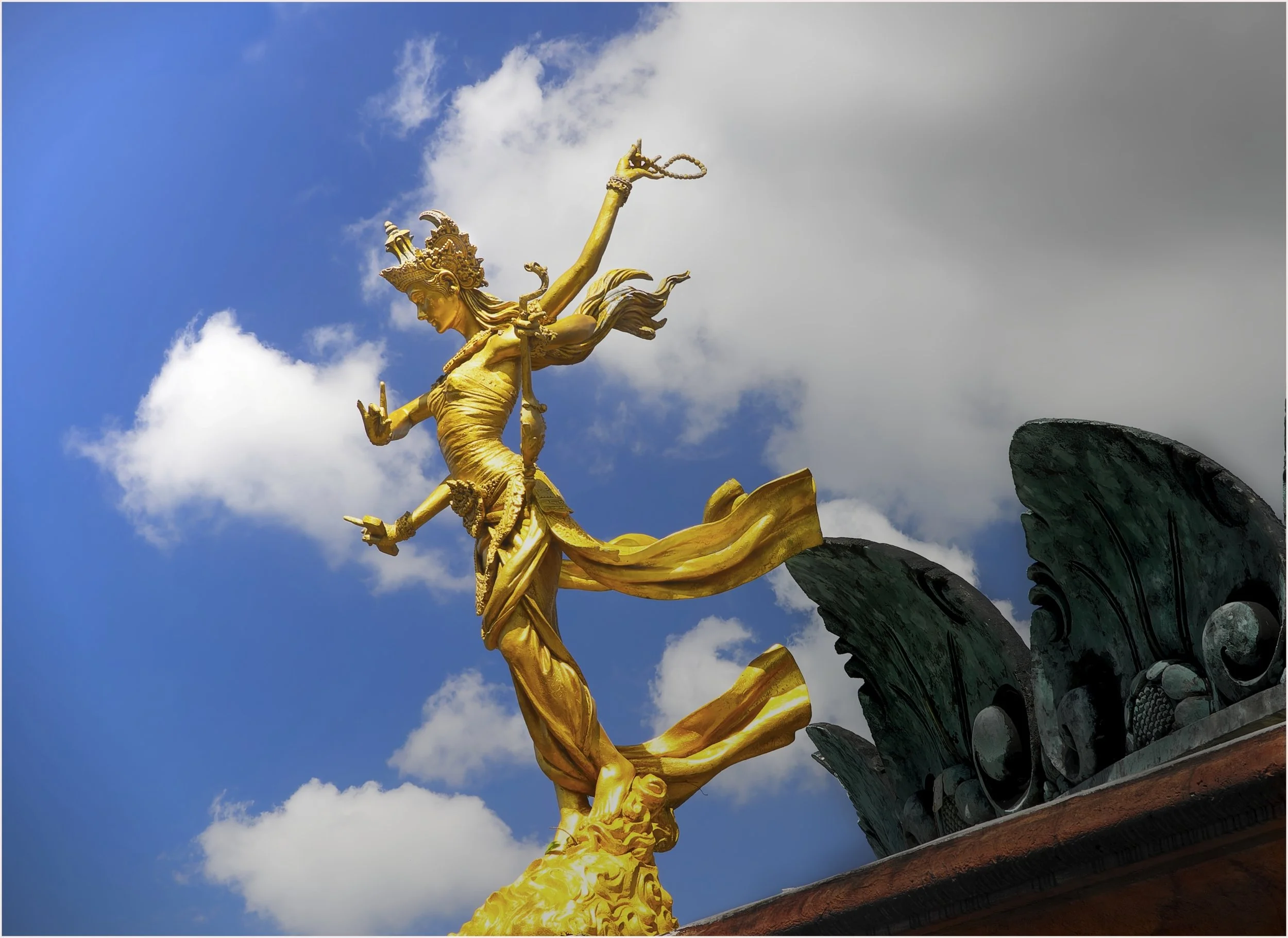 Ian Probyn-Gilded flight-9-Merit