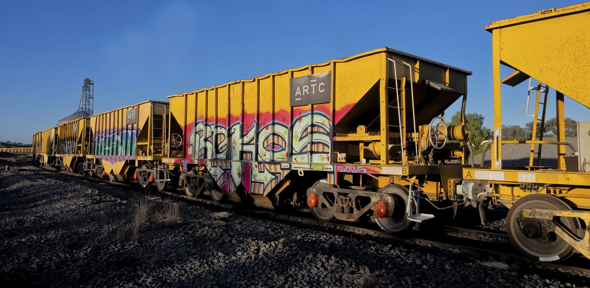 Paul OLeary-Rail Graffiti-9-Merit