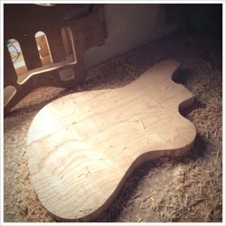 Custom Guitar Radio Nova Dublin