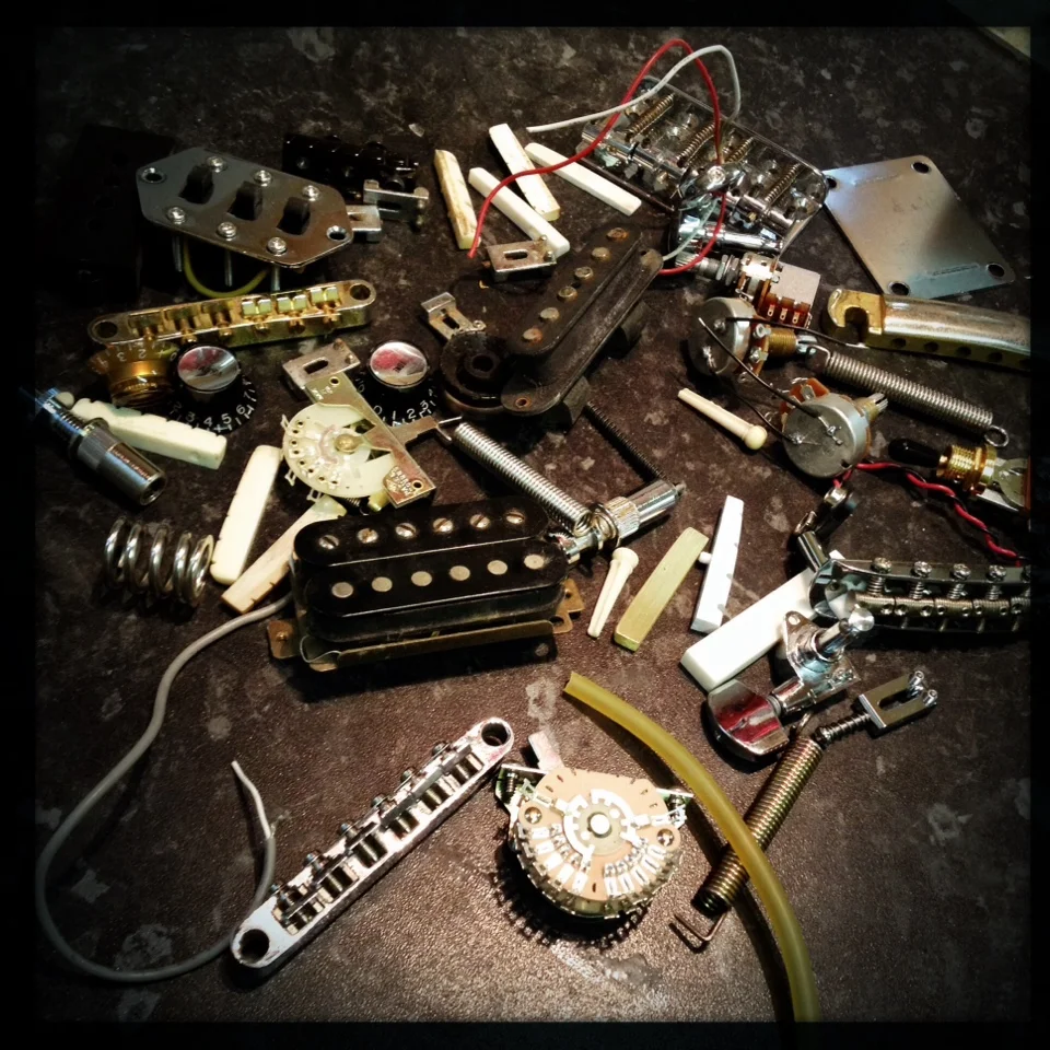 buzz feiten tuning system — Blog — Haze Guitars