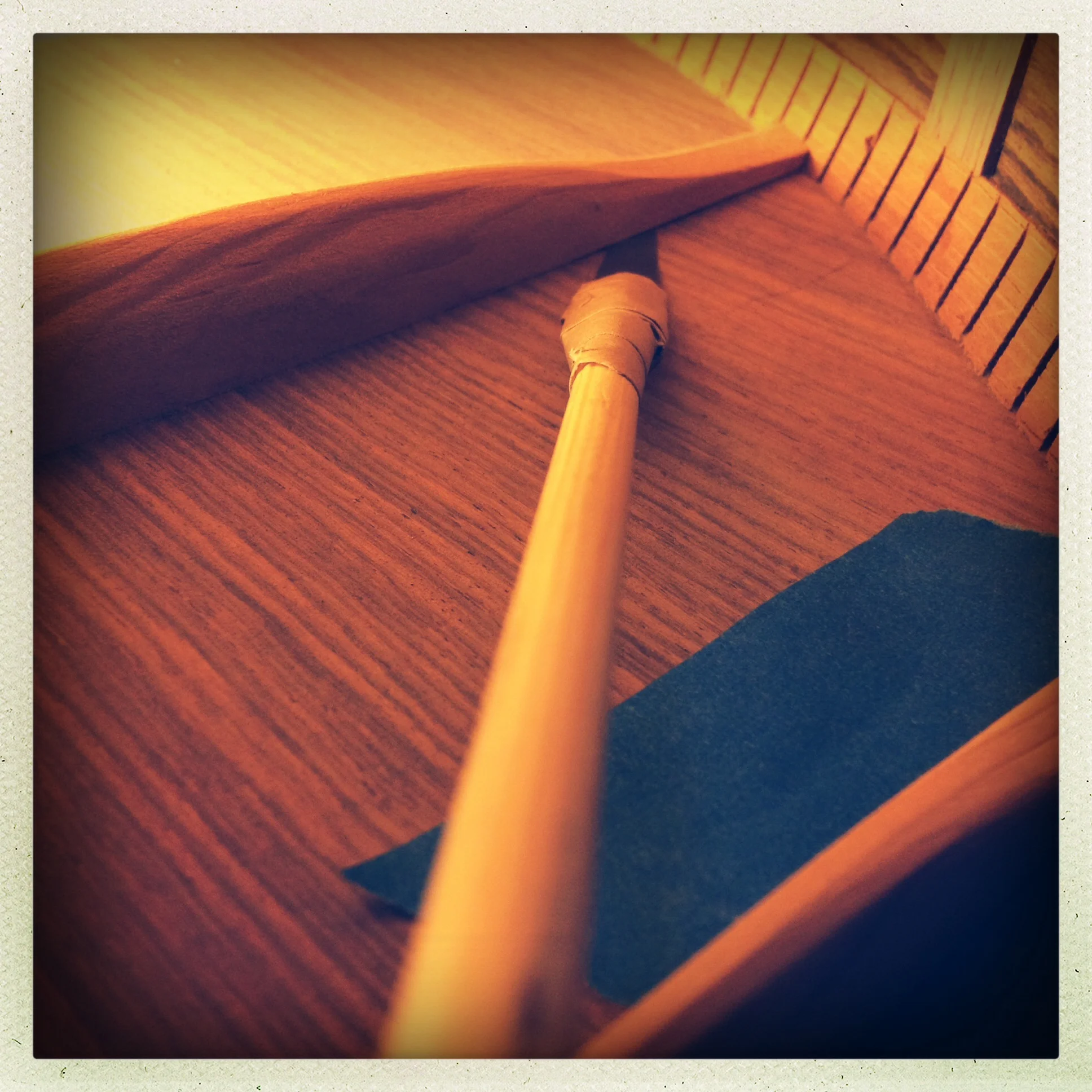 Repairing Loose Acoustic Guitar Braces — Haze Guitars