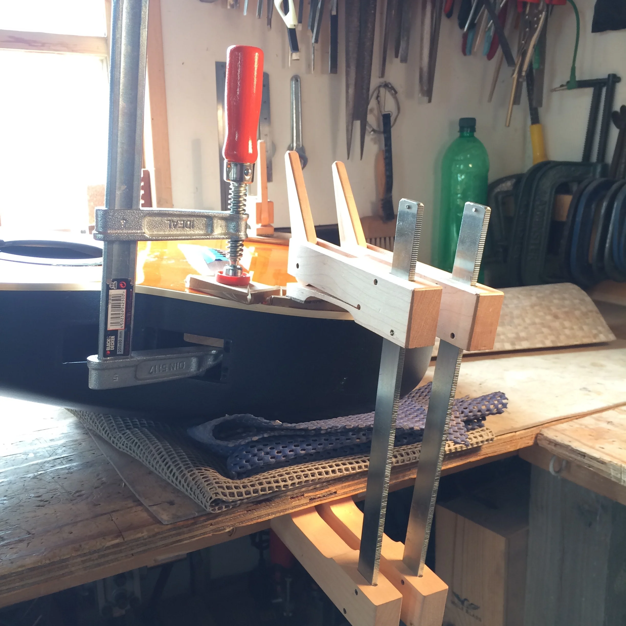 Top Separation Repair on 'Bowl-Back' Ovation