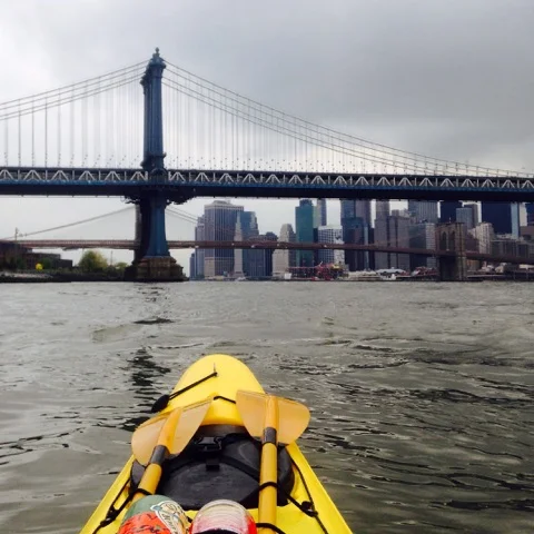 Paddling under the Brooklyn Bridge 
