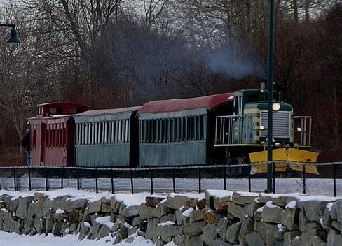 800px-Maine_Narrow_Gauge_Railroad.jpg