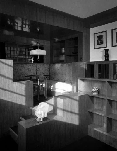 Villa Muller table lamp.jpg