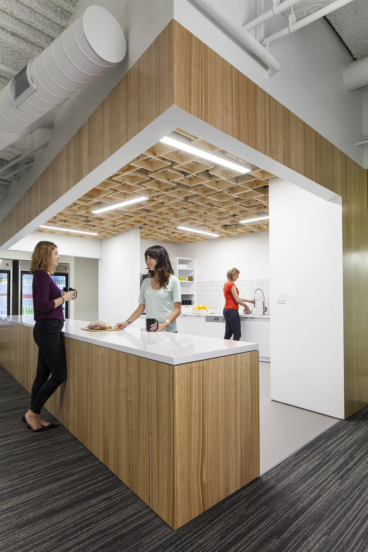 08_Xoom_breakroom_detail-pop.jpg