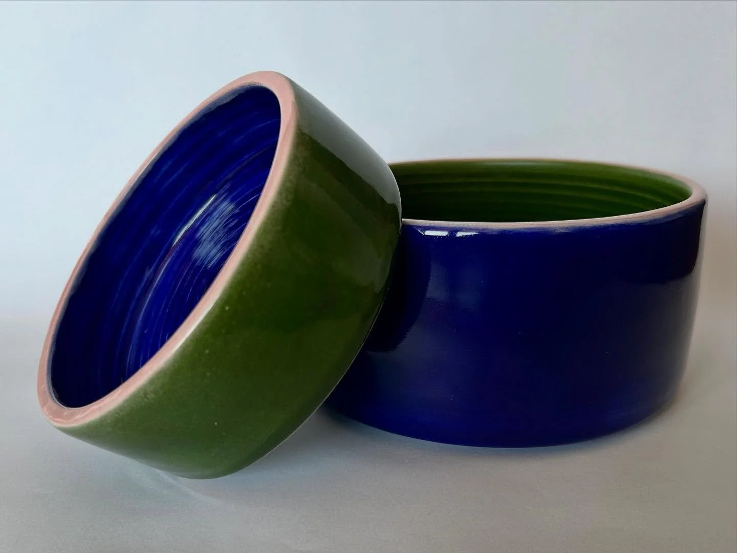For the fancy felines. 😼🐾

A color-blocked food + water set in green, blue, and pink &mdash; built with love for my babies.

#wheelthrownceramics #wheelthrown #potterystudio #potterylove #pets #functionalceramics #spectrumglazes #handmadewithlove❤️