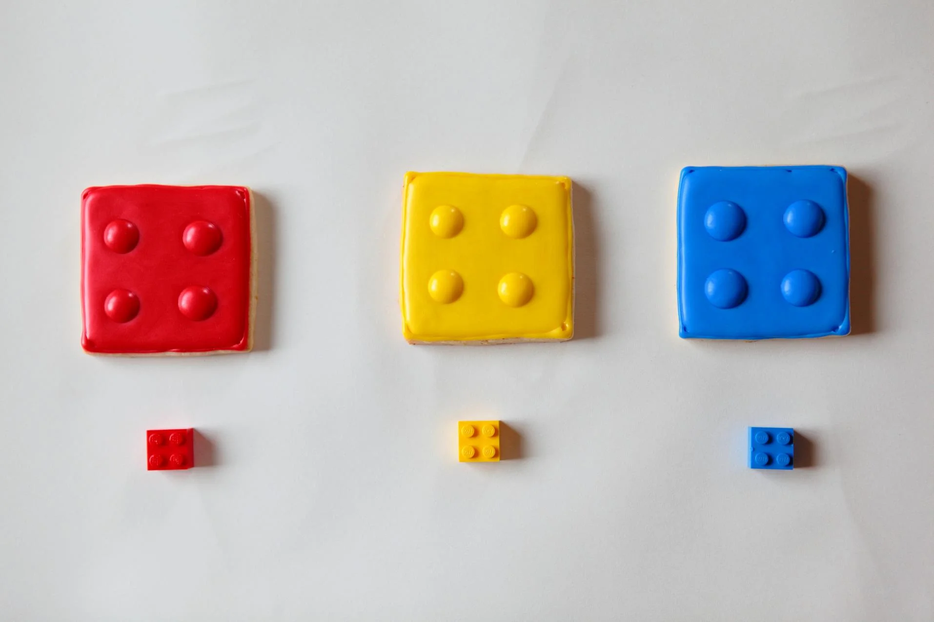 Lego cookies for the kid in all of us!