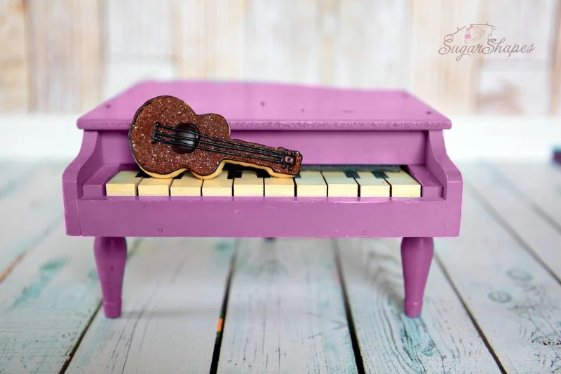 violin-cookie.jpg