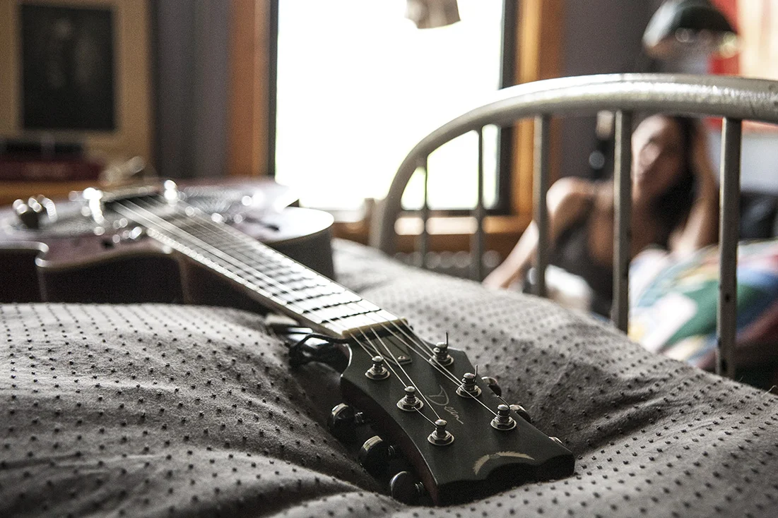 jonathon-linaberry-guitar.jpg