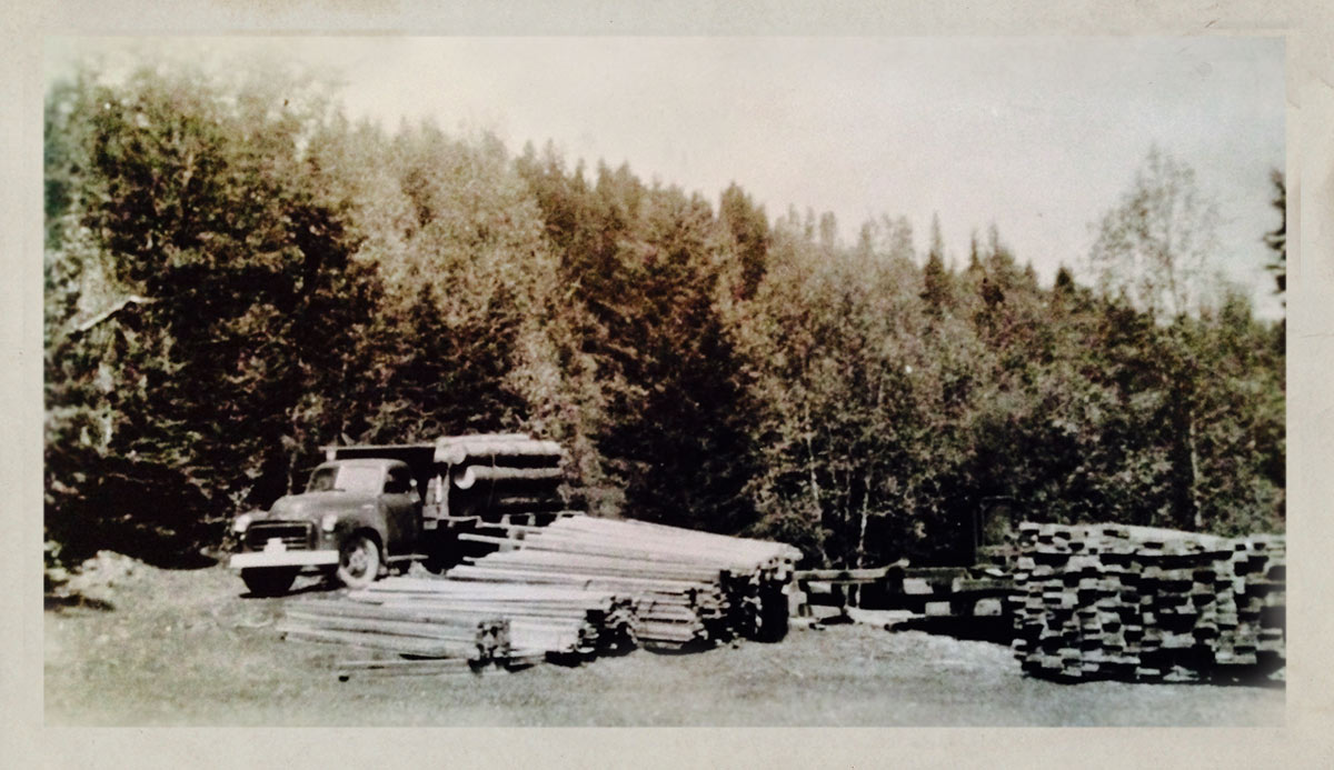  The Rouck Portable Sawmill - 1948 