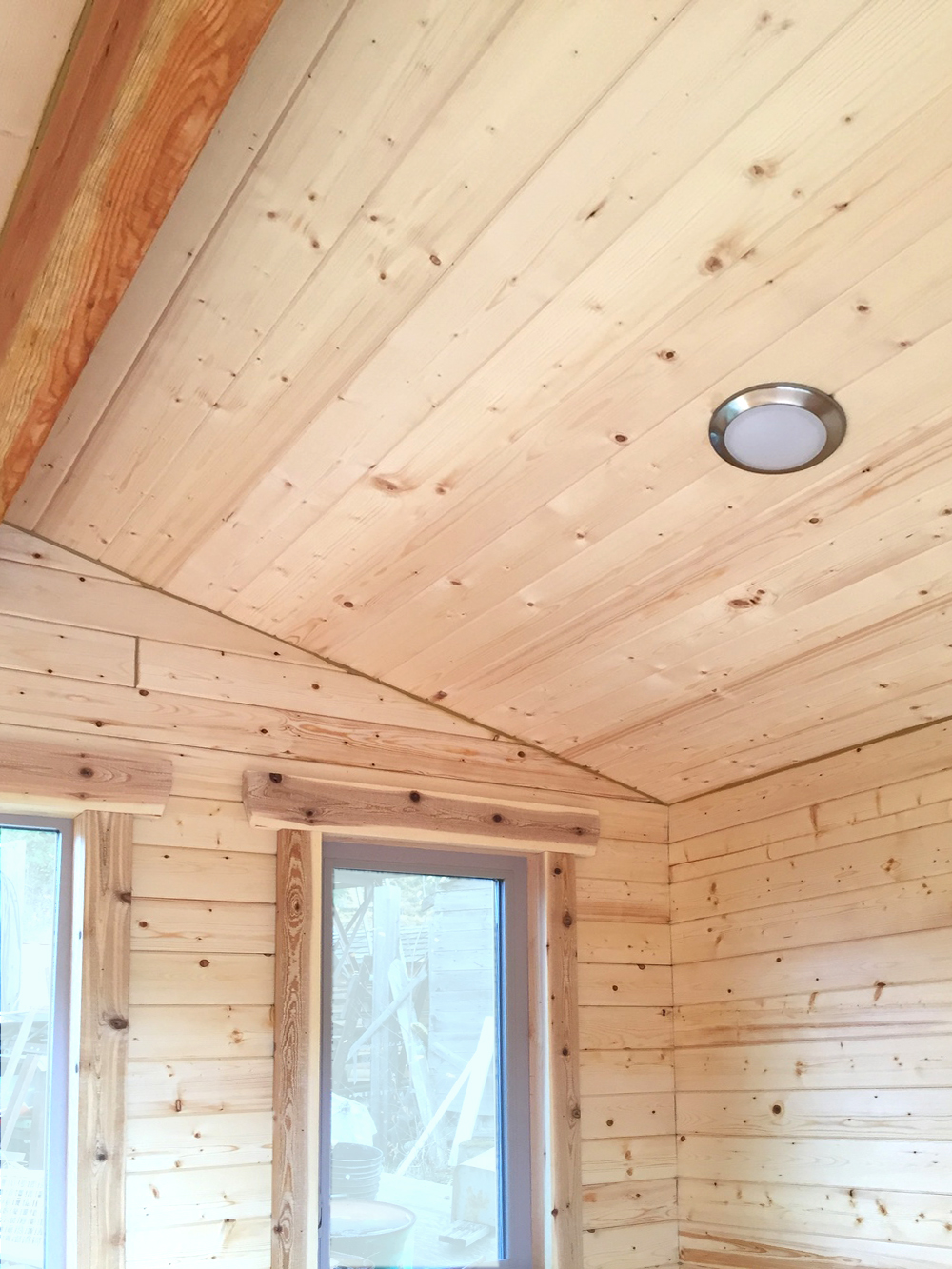 Generous 1"x6" Spruce ceiling