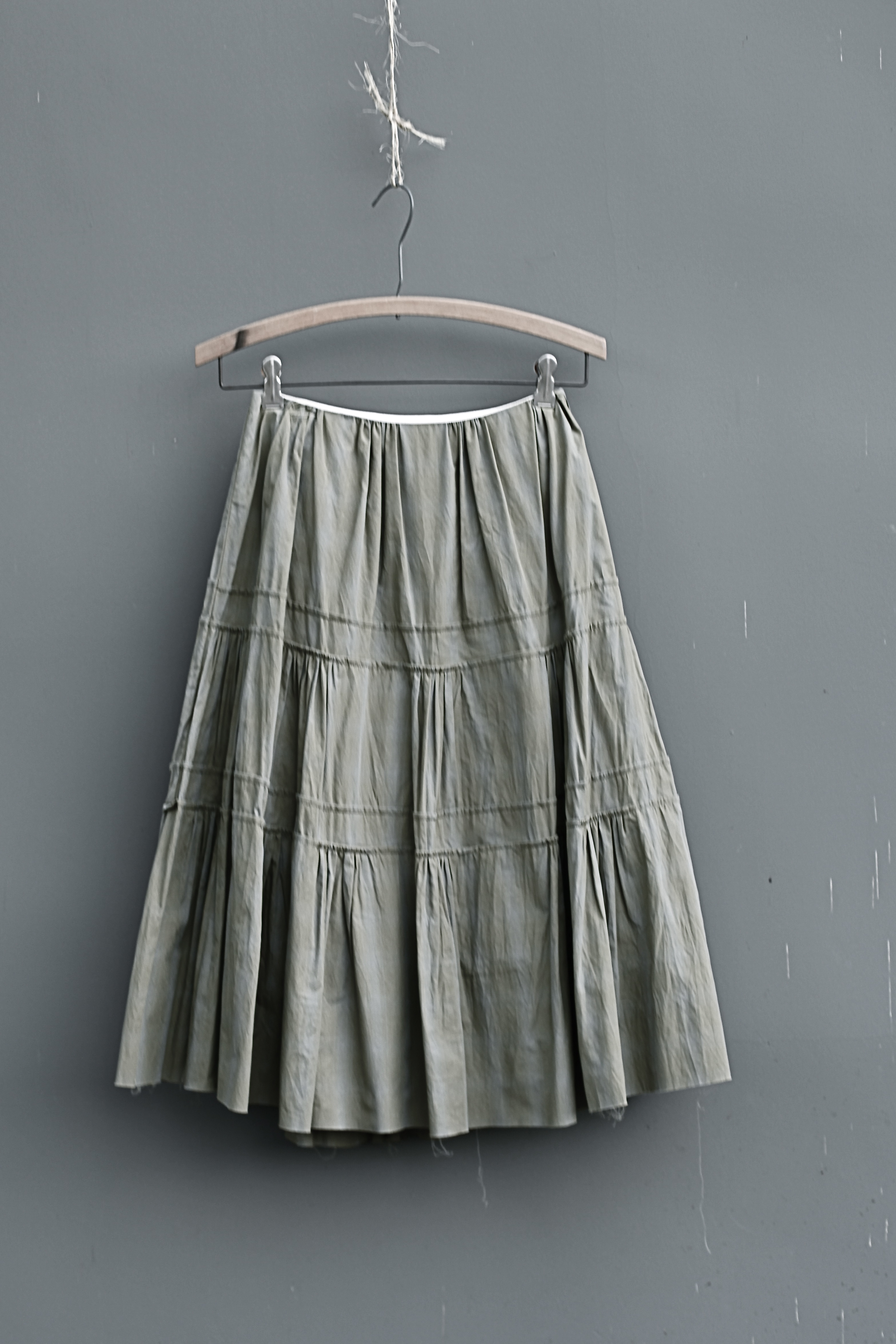 #1022 swan skirt/cotton