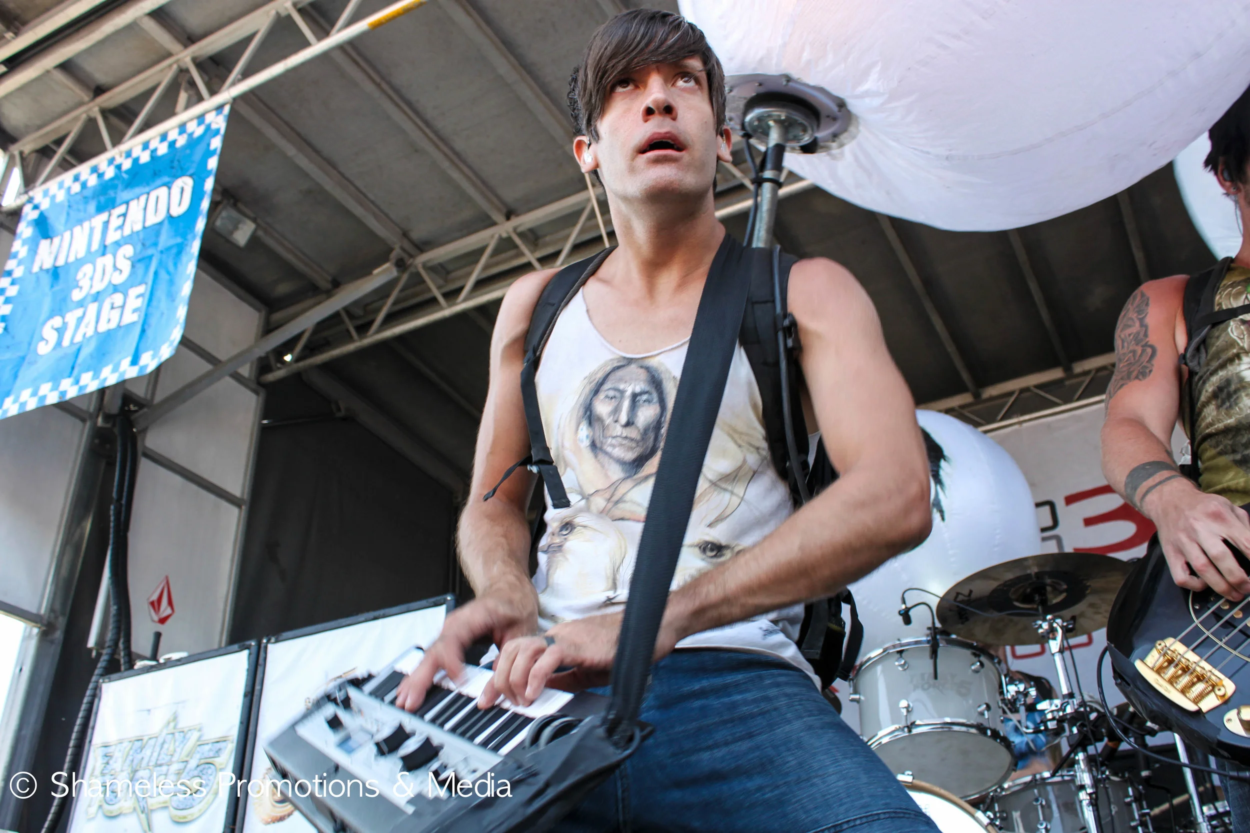 Family Force 5