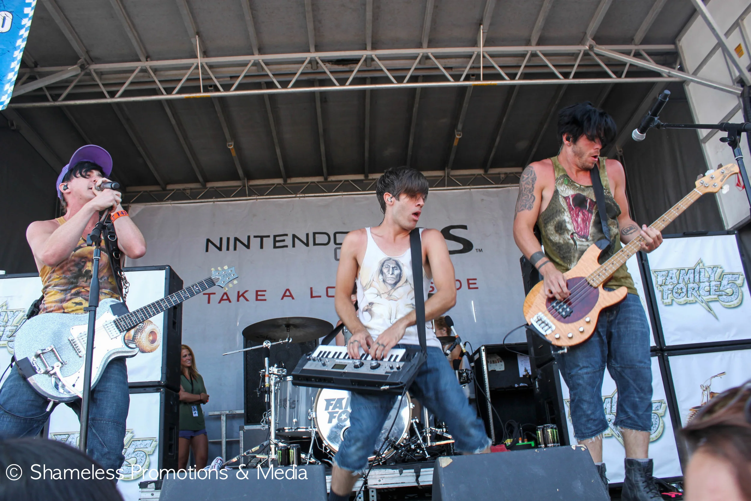Family Force 5