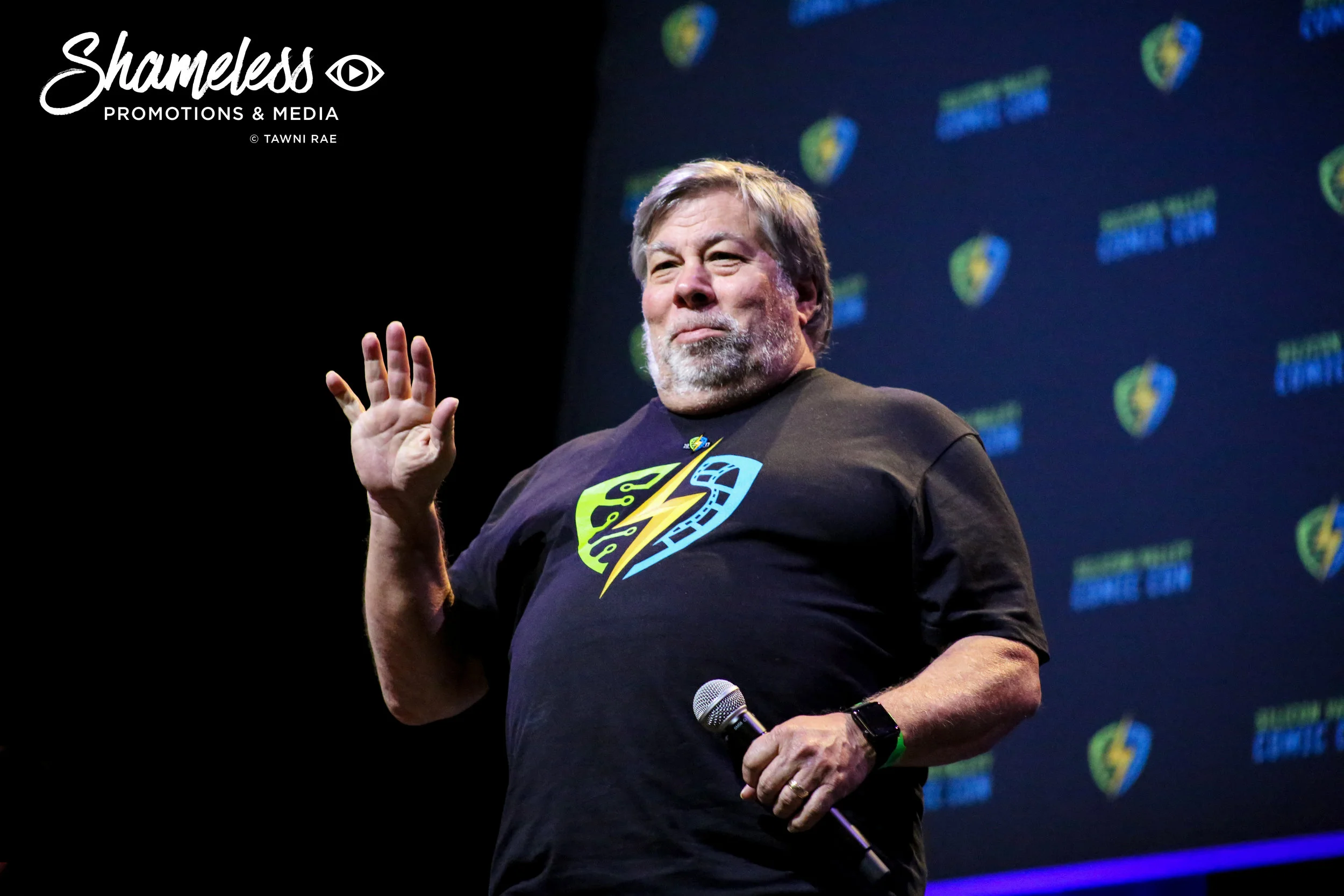 Steve Wozniak speaking at the closing ceremonies of Silicon Valley Comic Con. April 23, 2017. Photo Credit: Tawni Kuhn