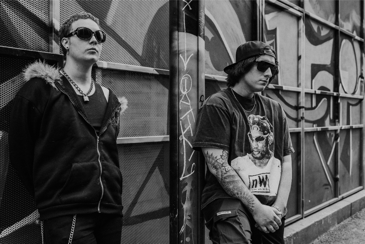 FaceLift Sign To Roux &amp; Ruin Records, Release New Song "Stone Cold Stunner"