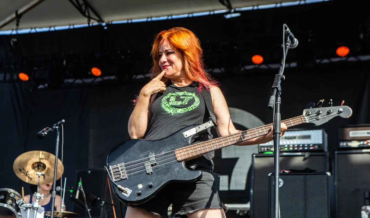 L7 Bassist Jennifer Finch Diagnosed With Aggressive Brain Cancer, Undergoing Treatment
