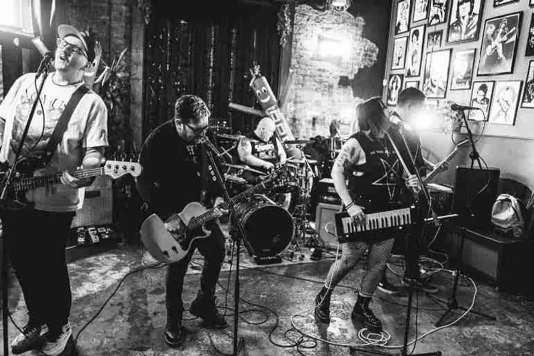 Eep-Oop Release New Song and Music Video, "Pretty"