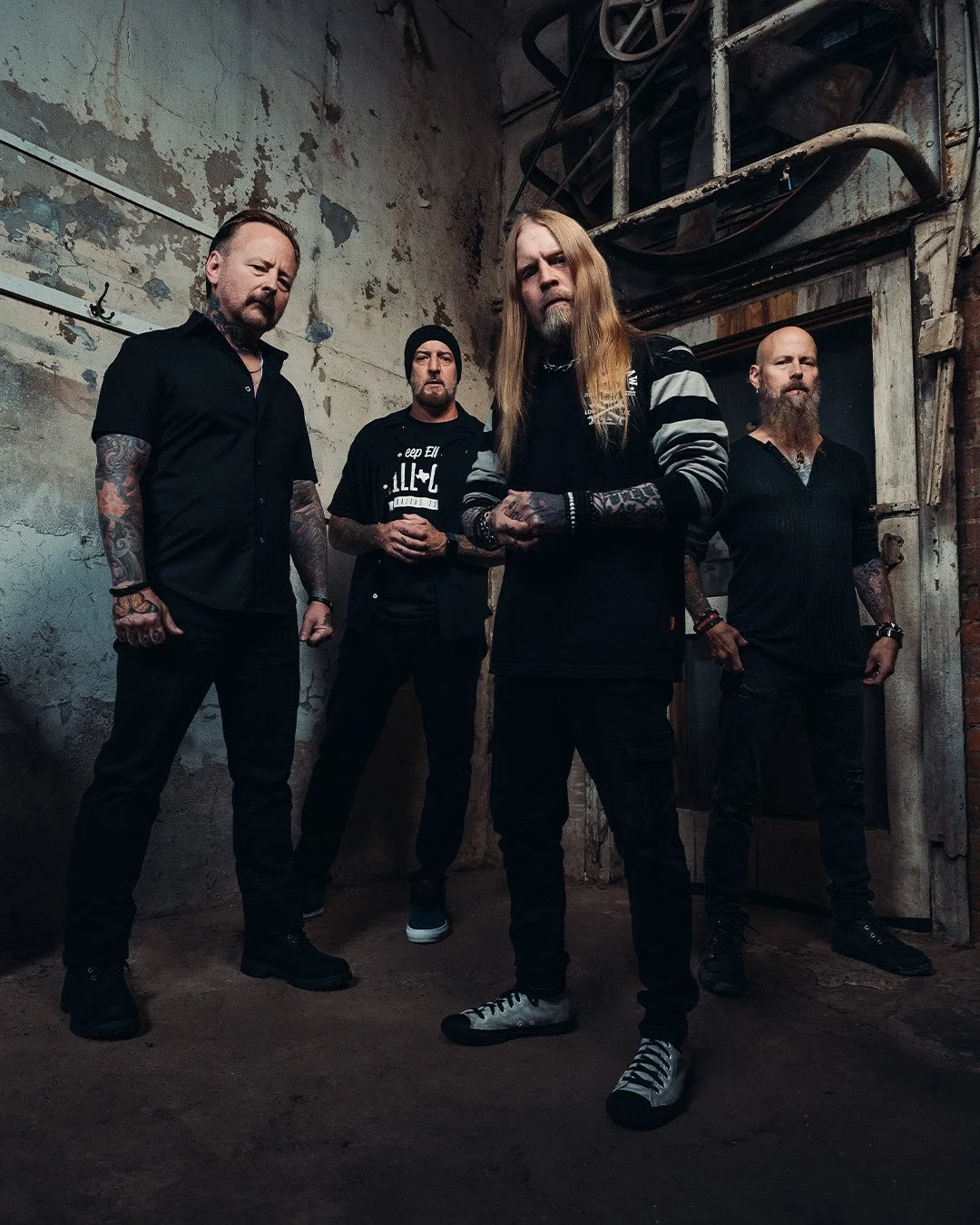 Drowning Pool, Saliva Announce 2026 Co-Headlining Tour Dates
