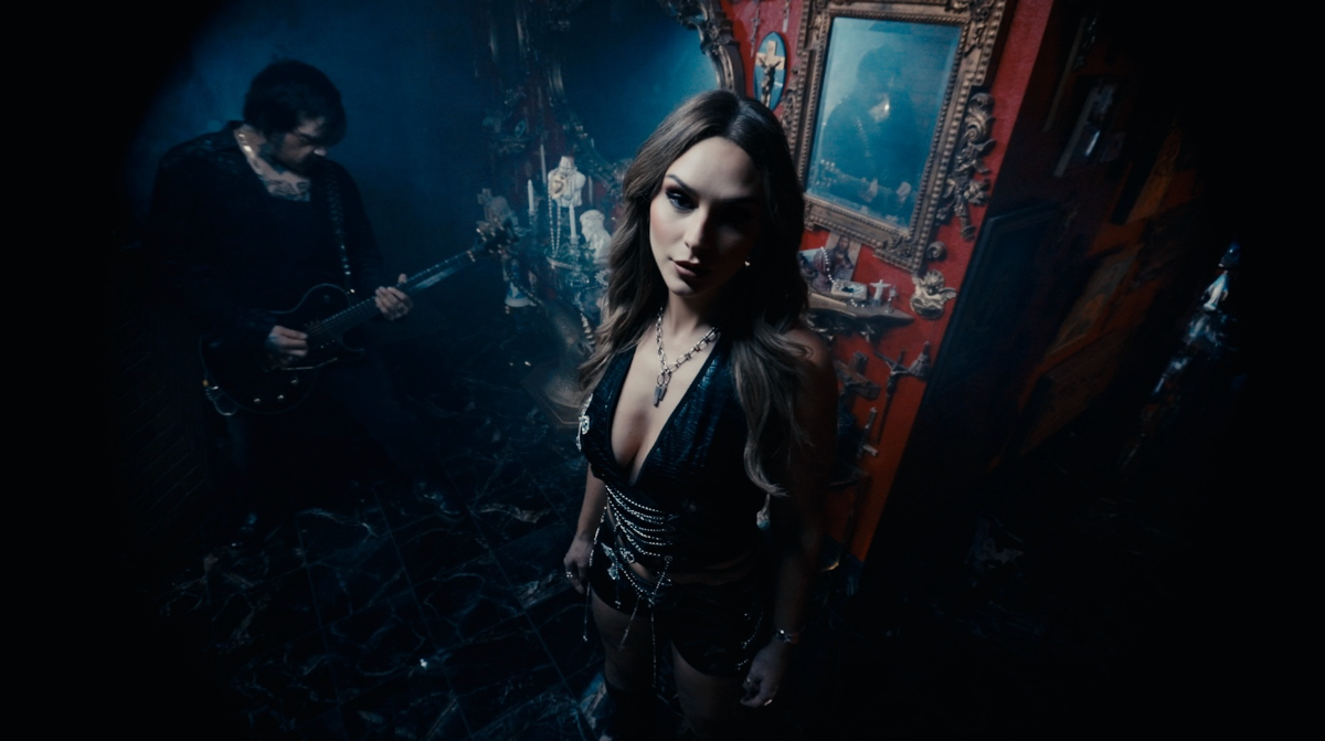Katerina Nicole Releases New Single and Music Video "Left Behind"