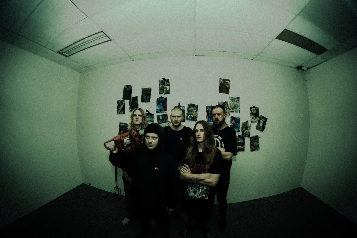 To The Grave Release New Song "Torture Porn"