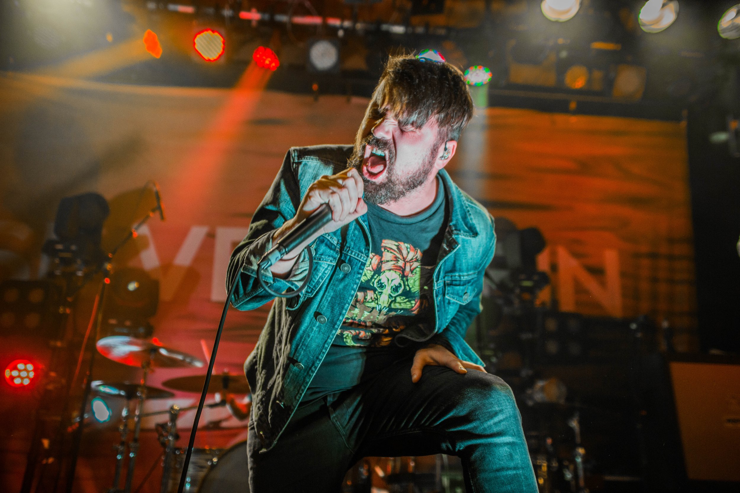 Show Review: Tonight Alive and Silverstein w/ Broadside, Picturesque - San Francisco, CA
