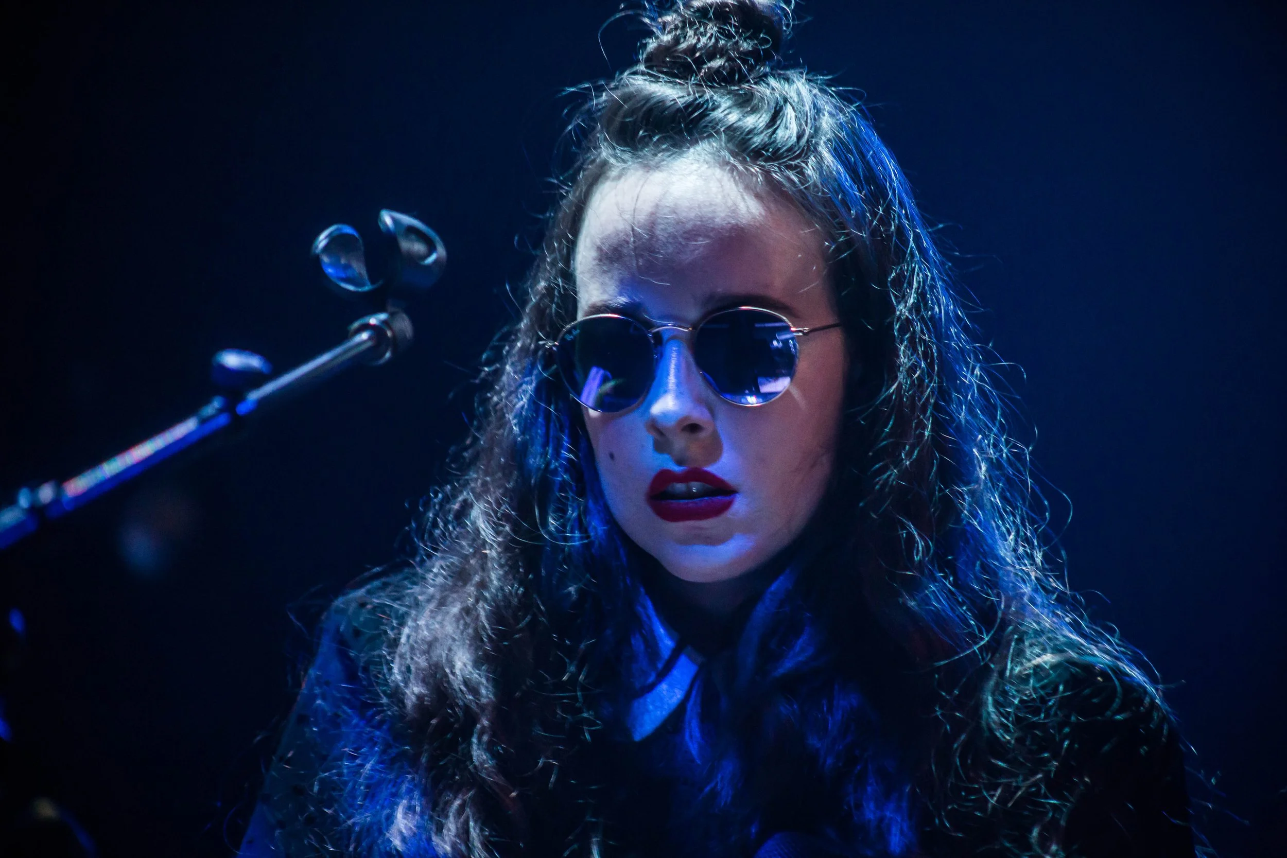 Allie X Showcases Her Song CollXion in San Francisco - Show Review