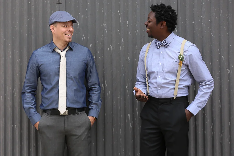 The Grunion Run: Groomsmen Shop | Chris Holt Photography