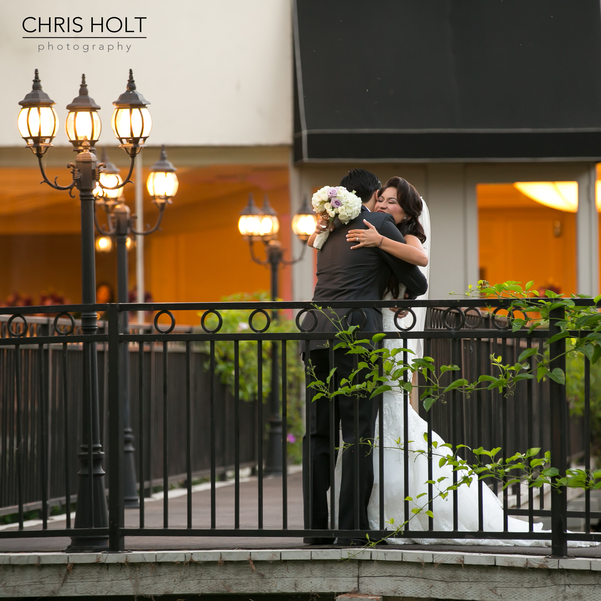 Right after the ceremony, they ran to the middle of the bridge and shared an intimate moment as husband and wife.