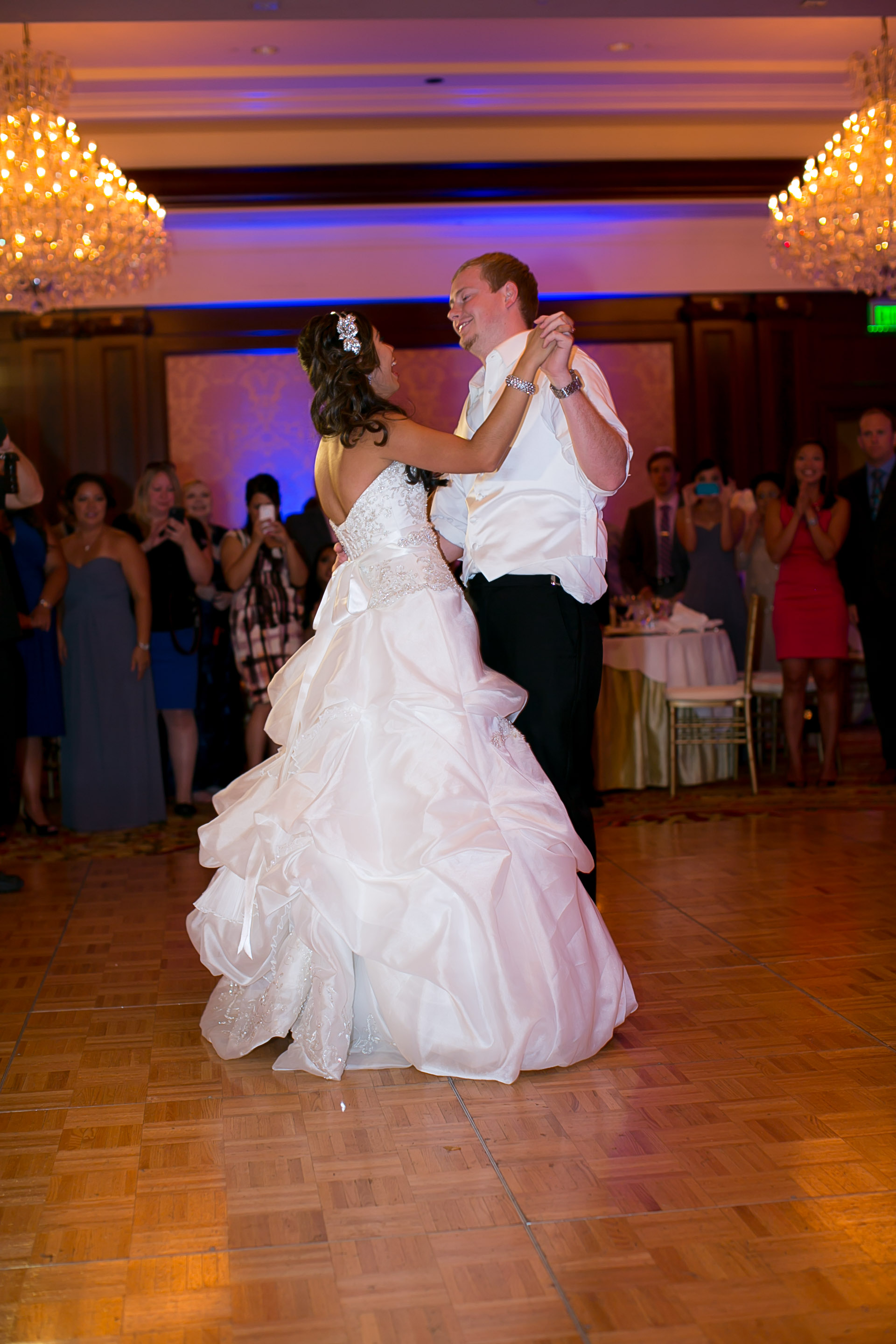 four seasons westlake village, bride, bridal portraits, los angeles wedding venues, los angeles wedding photography, chris holt photography, first dance