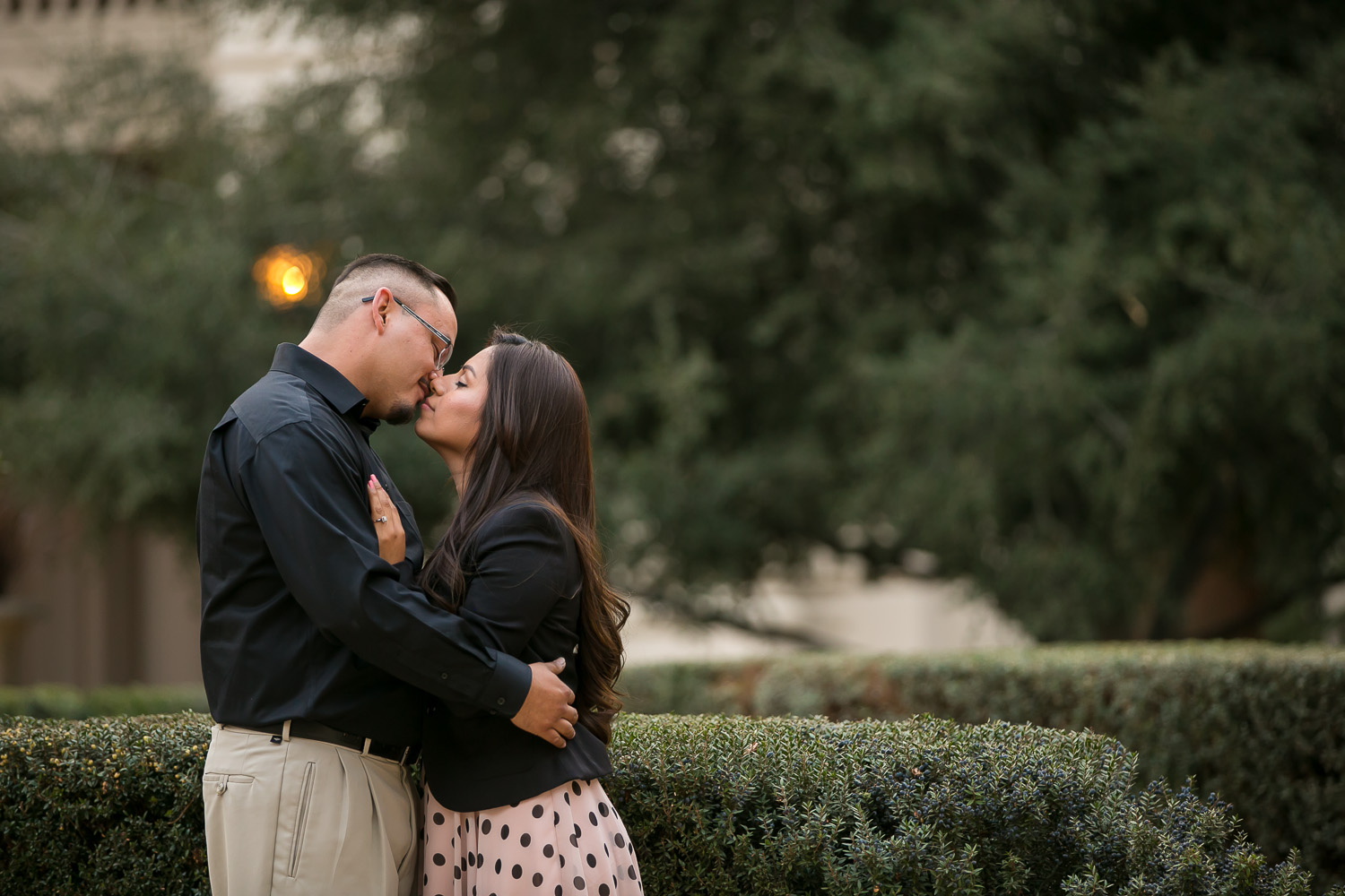 pasadena city hall, engagement session, love, engaged, fiance, water fountain, park bench, chris holt photography, los angeles wedding photography