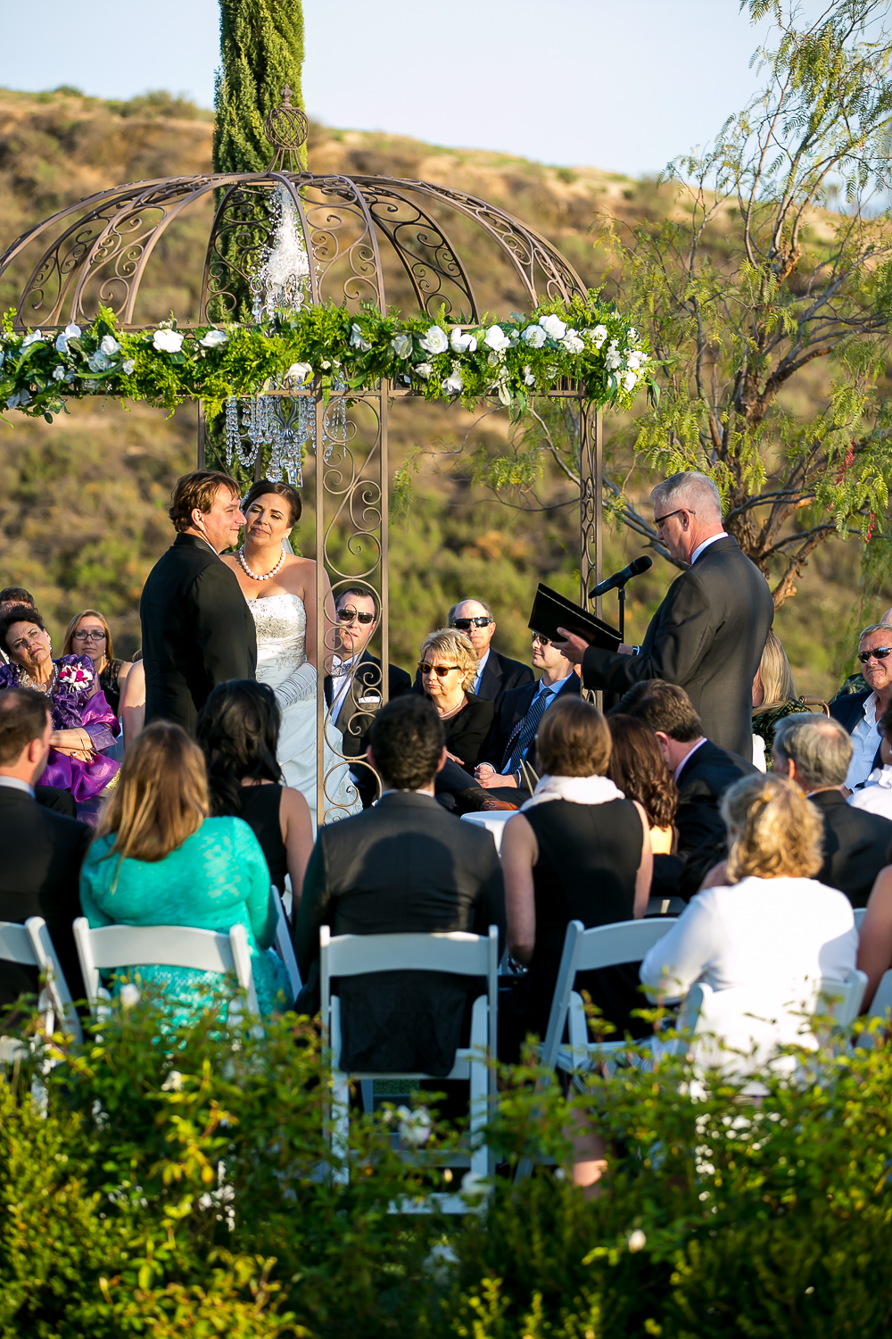 falkner winery, temecula, wedding, love, bride, groom, bridal portraits, spring wedding, winery wedding, chris holt photography