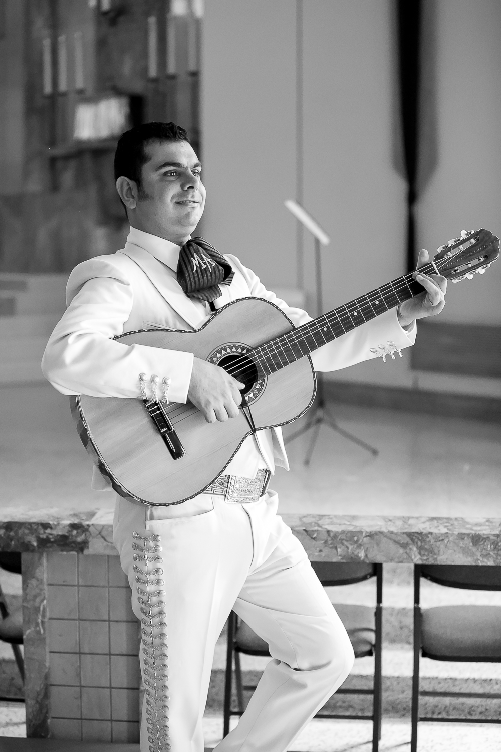 los angeles wedding, love, chris holt photography, happy, mariachi, mexican wedding