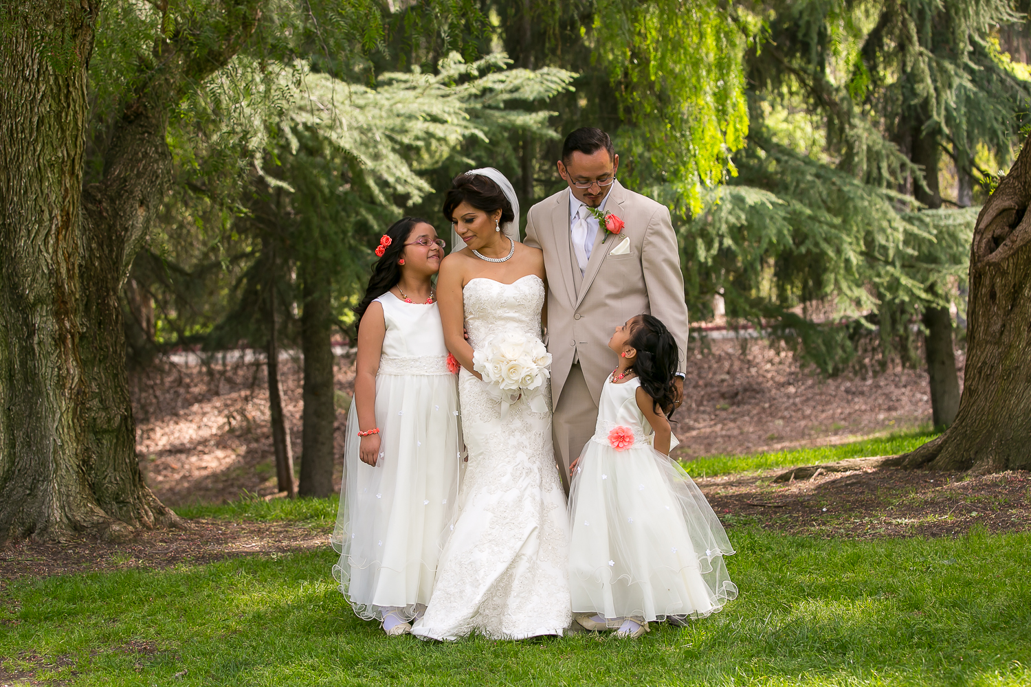 los angeles wedding, love, chris holt photography, happy, mariachi, mexican wedding, bridal portraits, family portraits