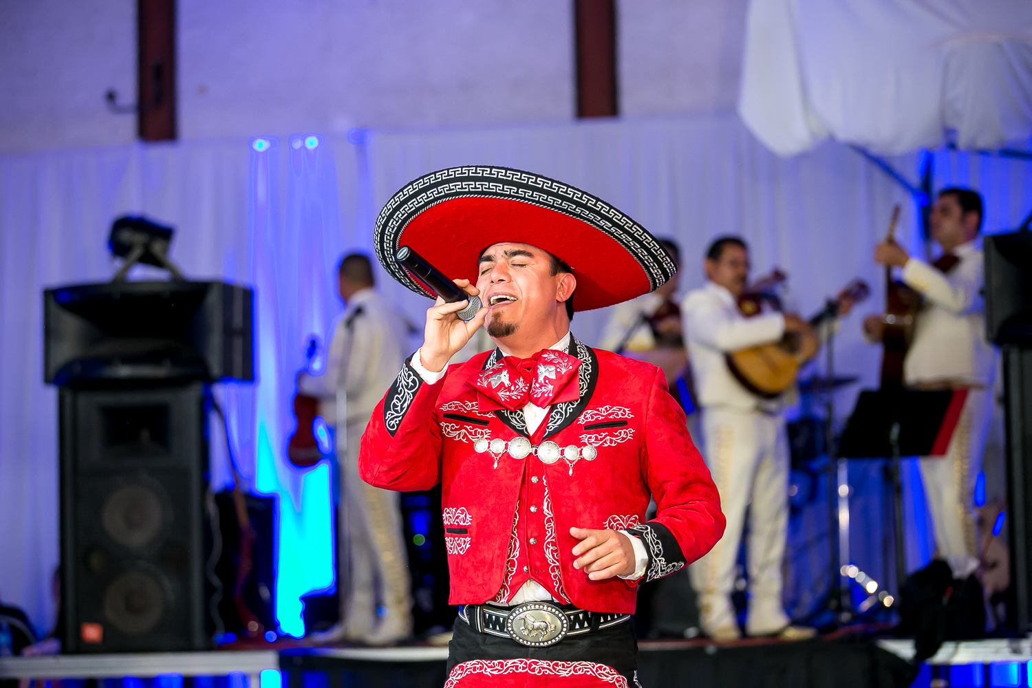 los angeles wedding, love, chris holt photography, happy, mariachi, mexican wedding