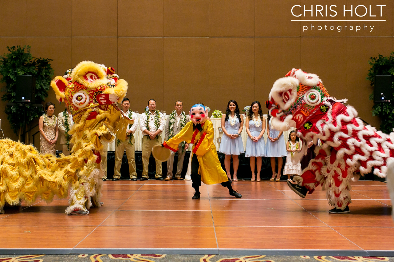 hilton los angeles, universal hilton, chinese wedding, tea ceremony, reception, lion dance, chris holt photography, wedding, southern california, los angeles wedding photography