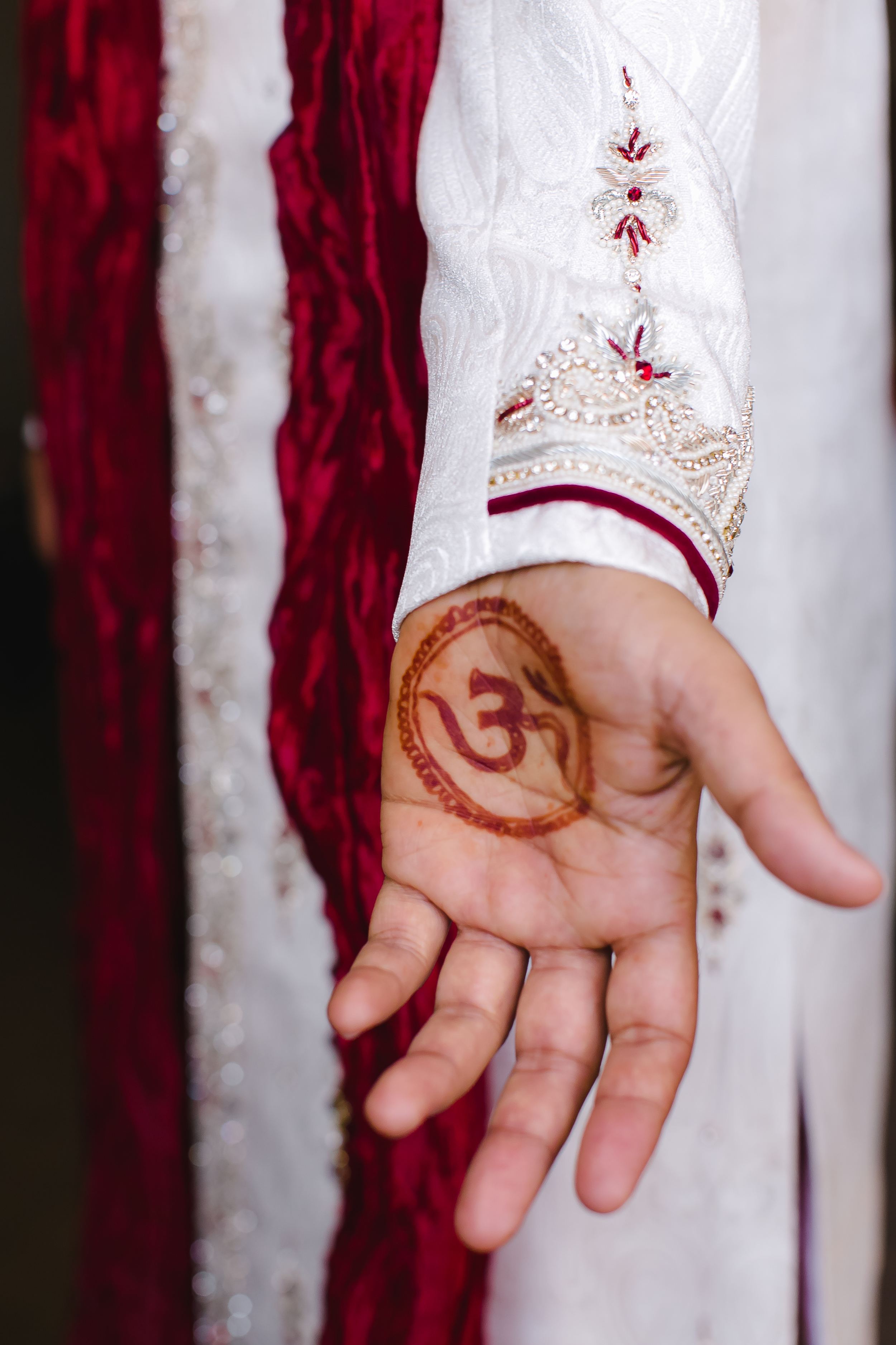 SOUTHEAST-ASIAN-INDIAN-WEDDING_005.jpg