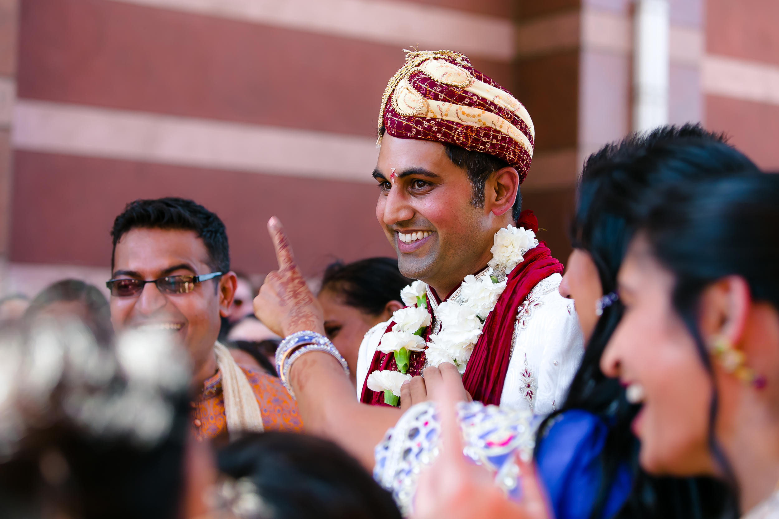 SOUTHEAST-ASIAN-INDIAN-WEDDING_034.jpg