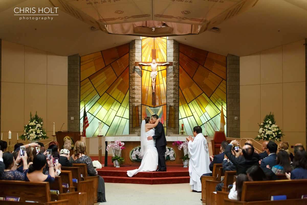 church, ceremony, catholic, priest, wedding venue, St Lorenzo, family, sponsors, cord, coins, bible, unity candle, altar, cross, husband, wife