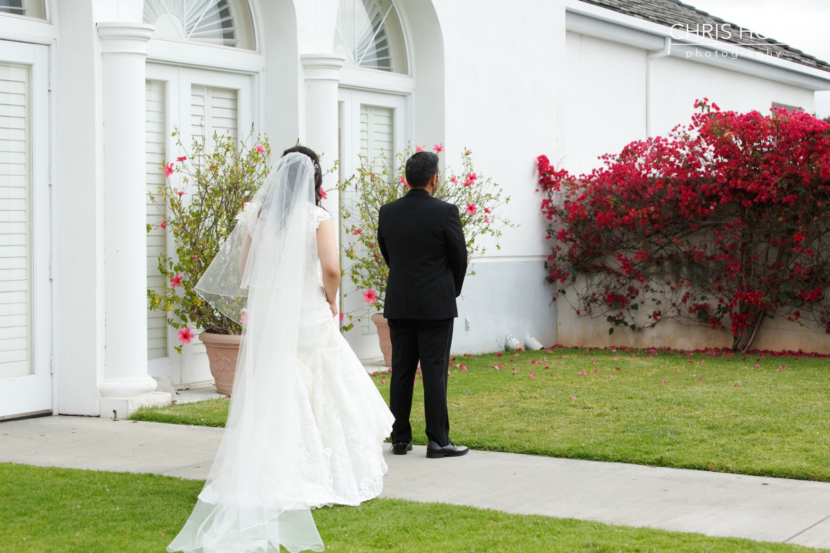 first look, wedding, bride, groom, california country club, whittier, wedding venue, portraits, candid, bouquet, flowers, wedding wire, the knot