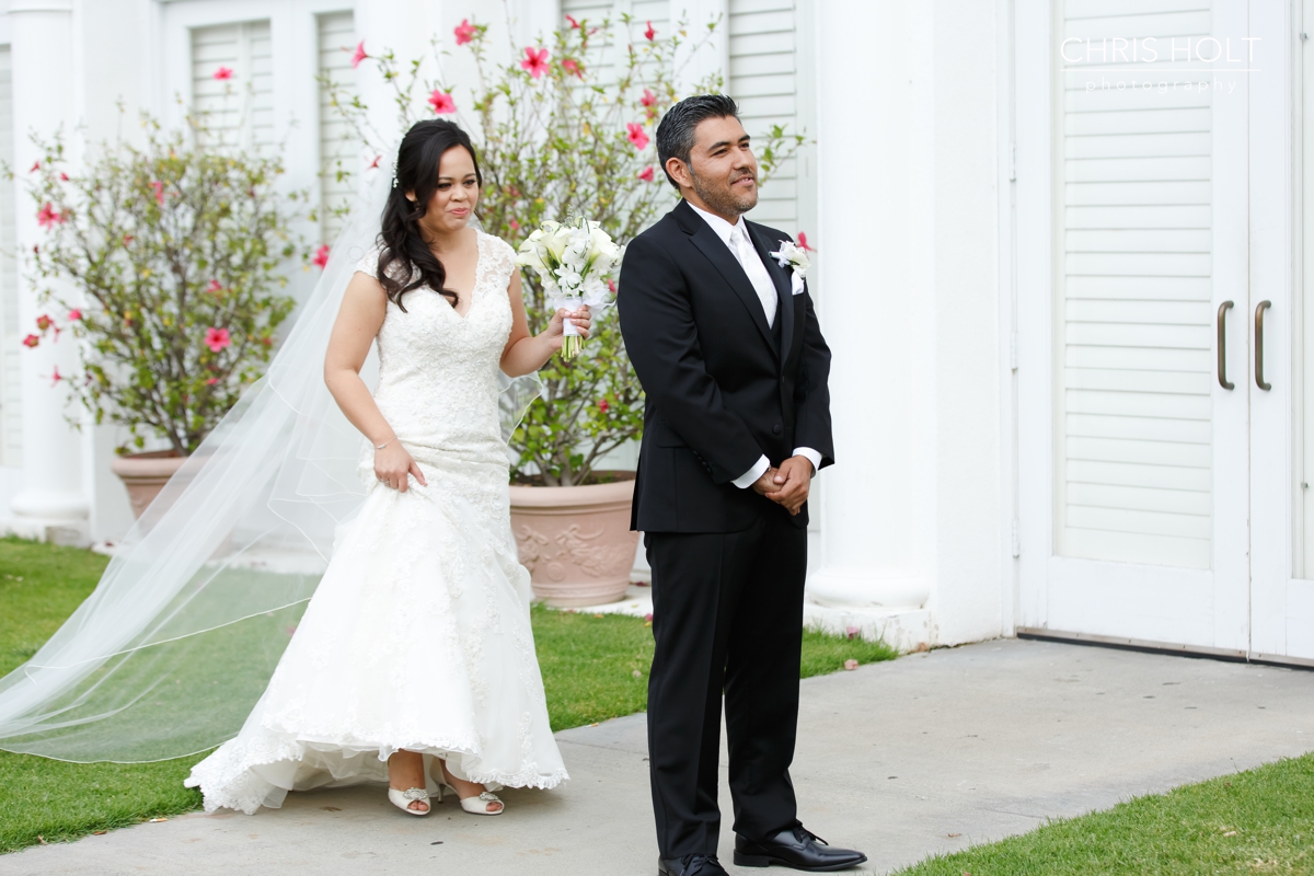 first look, wedding, bride, groom, california country club, whittier, wedding venue, portraits, candid, bouquet, flowers, wedding wire, the knot