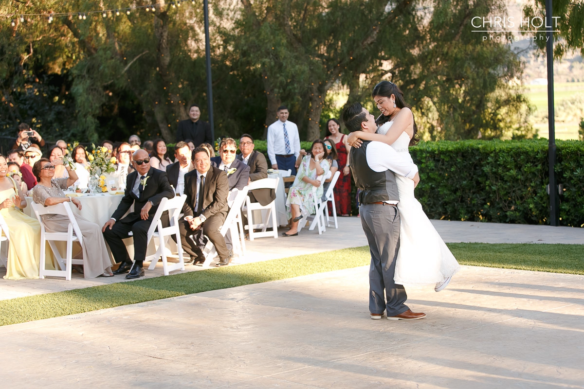 outdoor reception, first dance, couple, maravilla gardens, camarillo, intimate wedding, casi cielo events and flowers, photographers near me, chris holt
