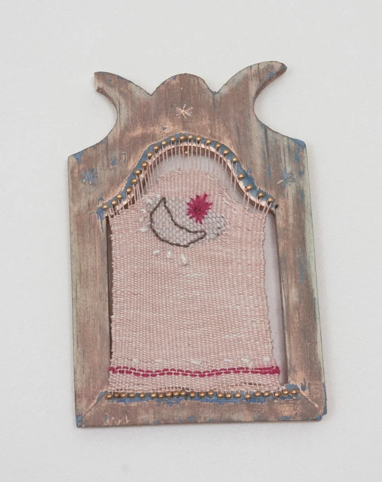 Mini Alter Photo by Sarah Westrup