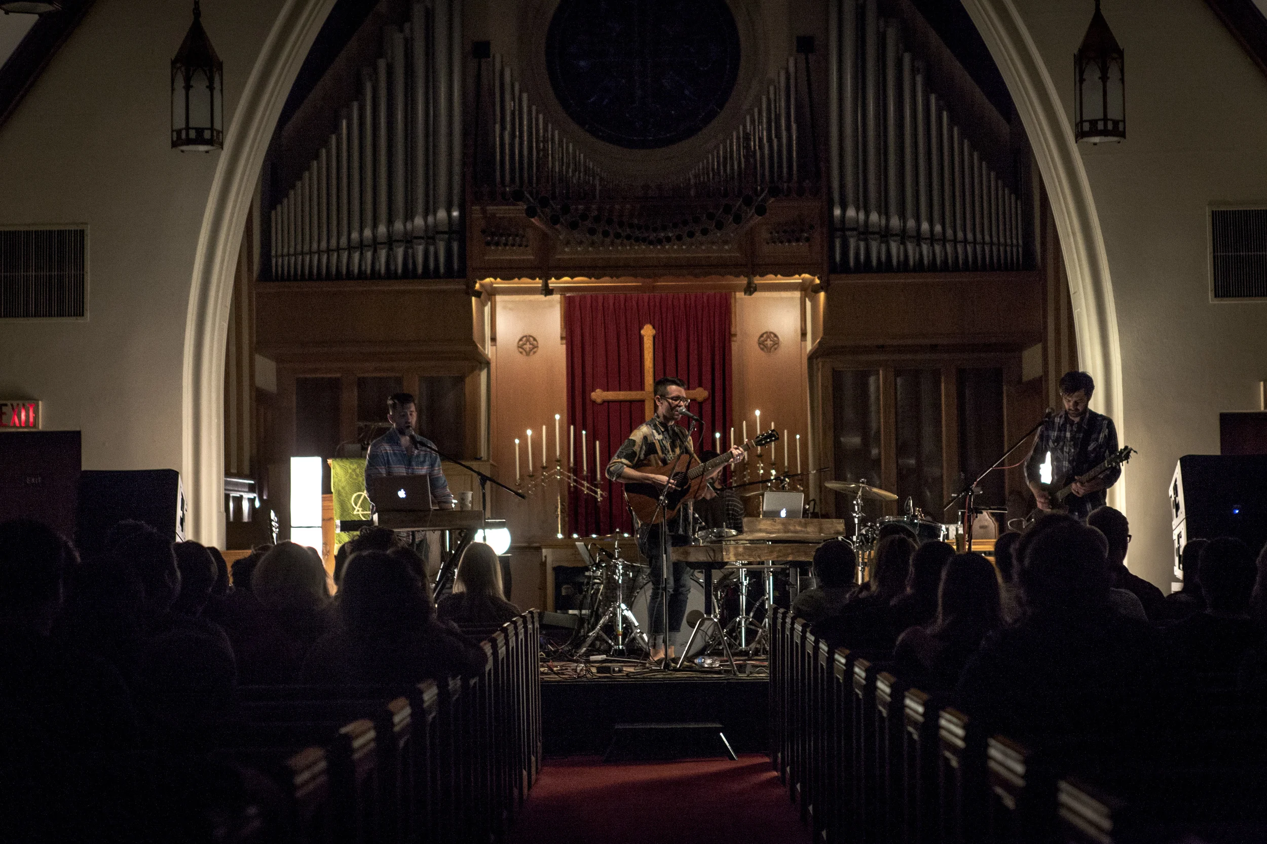 Air Review at St. Andrew's Presbyterian Church. It's always fun to check out live music in some of the beautiful buildings in which we don't normally get to enjoy live music.