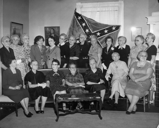 A photograph of several "Real Daughters of the Confederacy" members, Katie Daffan Chapter No. 933 of Denton TX. Courtesy of the UNT Libraries and Portal to Texas History .